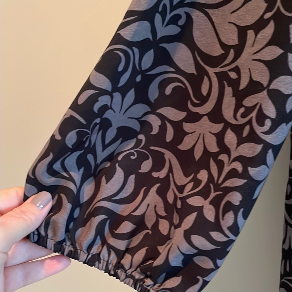 Loft Top - Picture 2 of 9